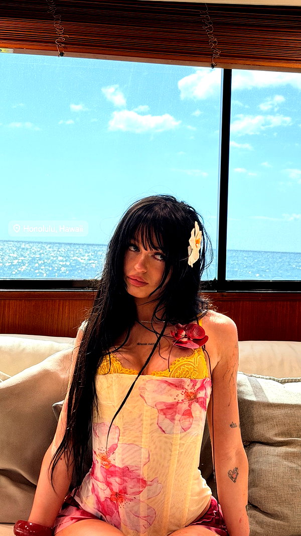nevaaadaa instagram image archive image