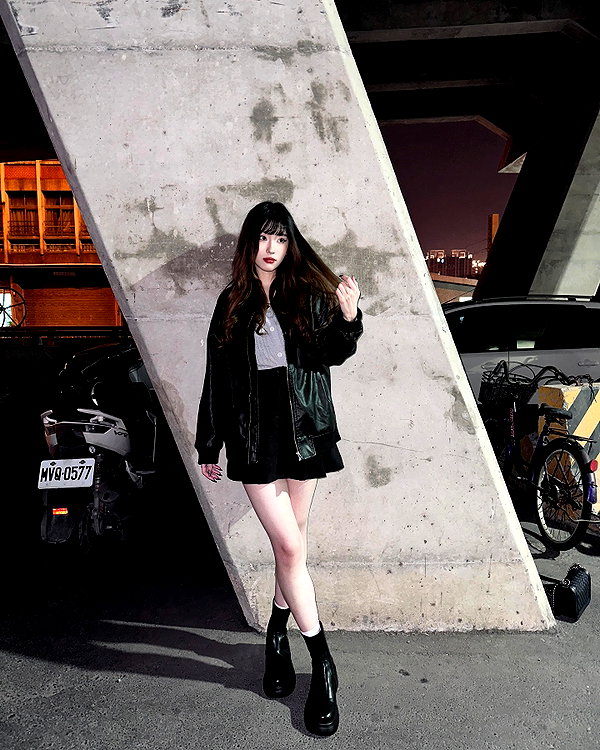 ku._03 instagram image archive image