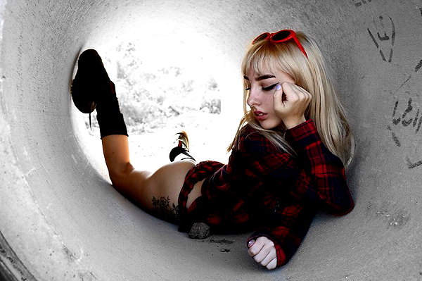 karin_orhov instagram image archive image