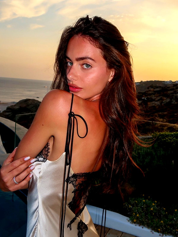 yaelshelbia instagram image archive image