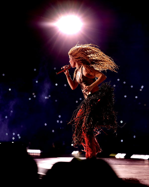shakira instagram image archive image