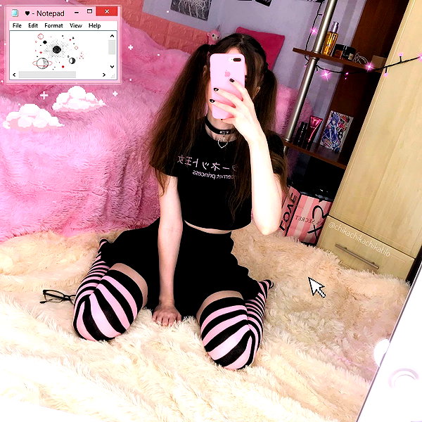 tiny.eviluv instagram image archive image