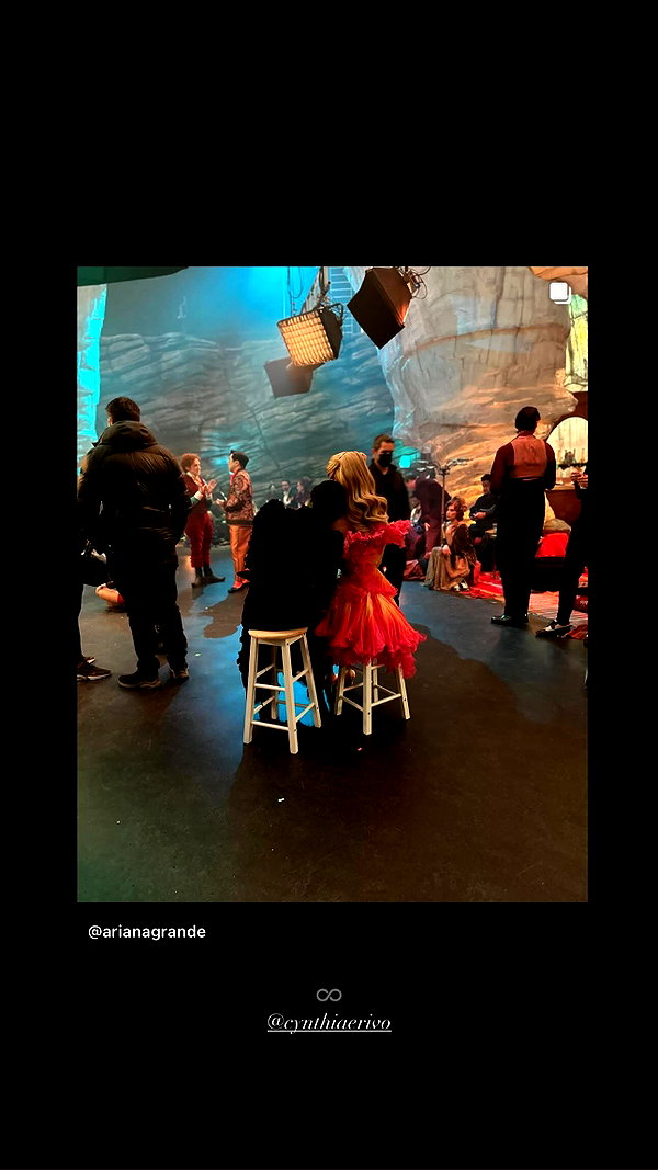 arianagrande instagram image archive image