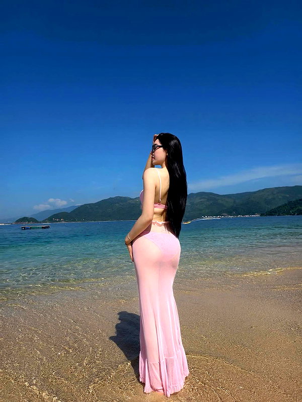 lyhythuedoxinh instagram image archive image