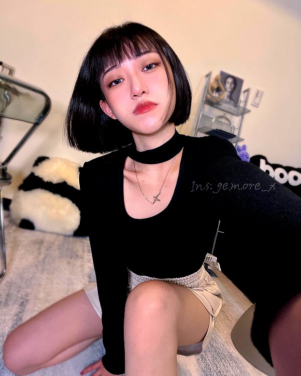 ge.more_x instagram image archive image