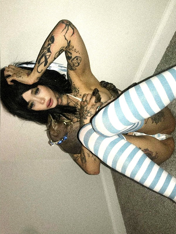 zommmbri instagram image archive image