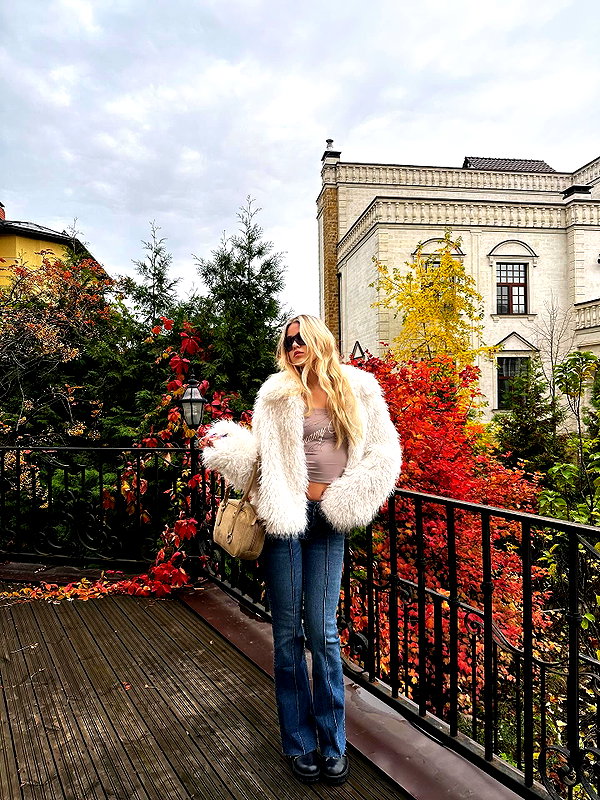 ariseviss instagram image archive image