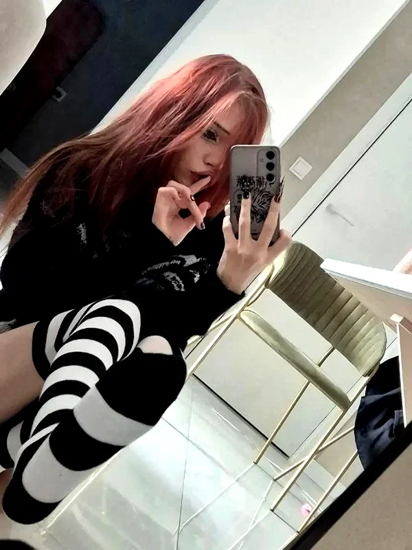 lillo.lik instagram image archive image