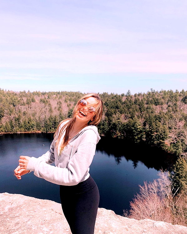 sadieemckennaa instagram image archive image