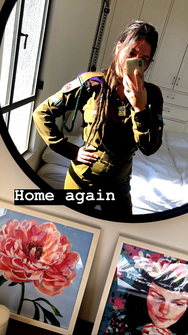 romi_henenson instagram image archive image