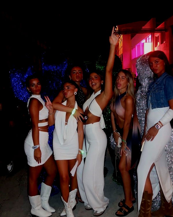 lian_sabag8 instagram image archive image