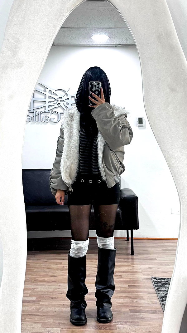 connie.01j instagram image archive image