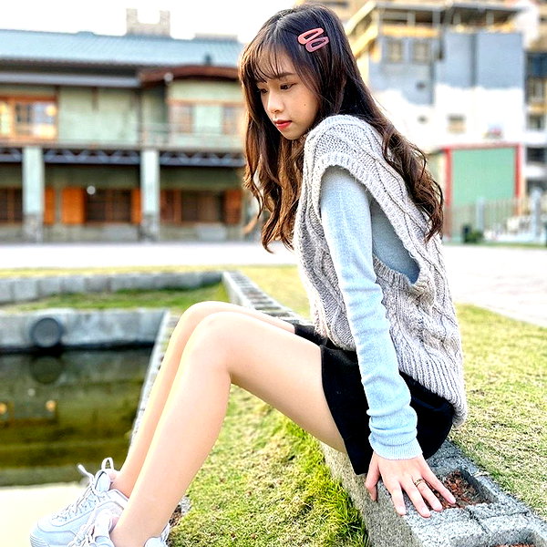 e.shao_417 instagram image archive image