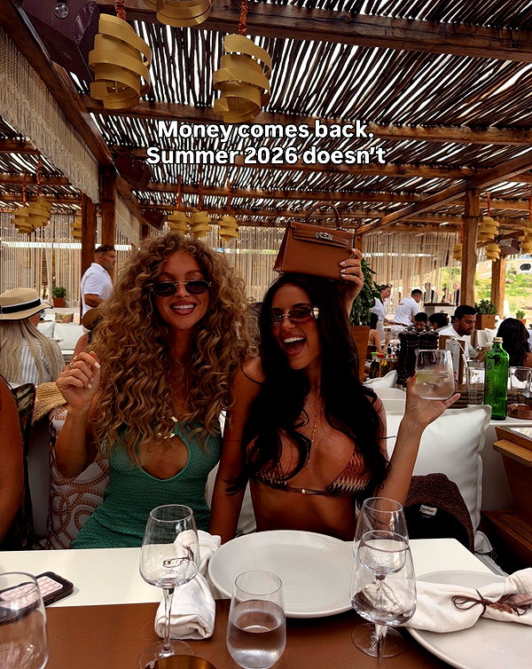zoeliss instagram image archive image