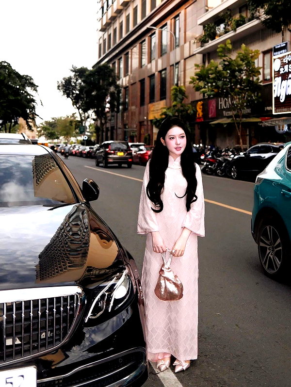 lyhythuedoxinh instagram image archive image