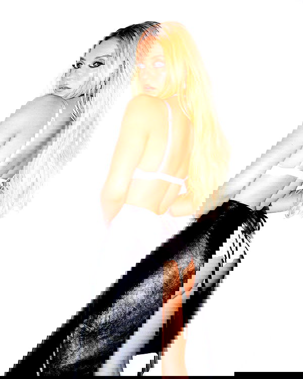 sydney_sweeney sydney_sweeney archive image