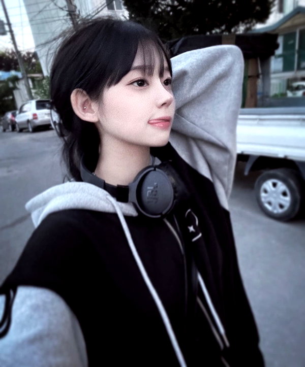 olzlonz instagram image archive image