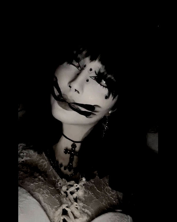 darkblueyoshii instagram image archive image
