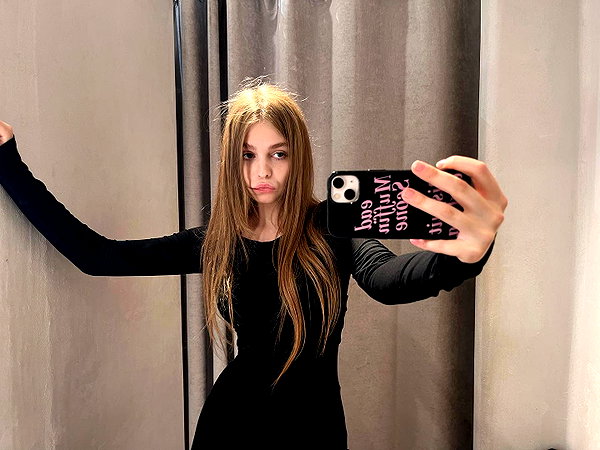 llinolinaa instagram image archive image