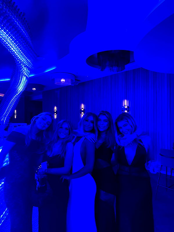 daisy_r_19 instagram image archive image