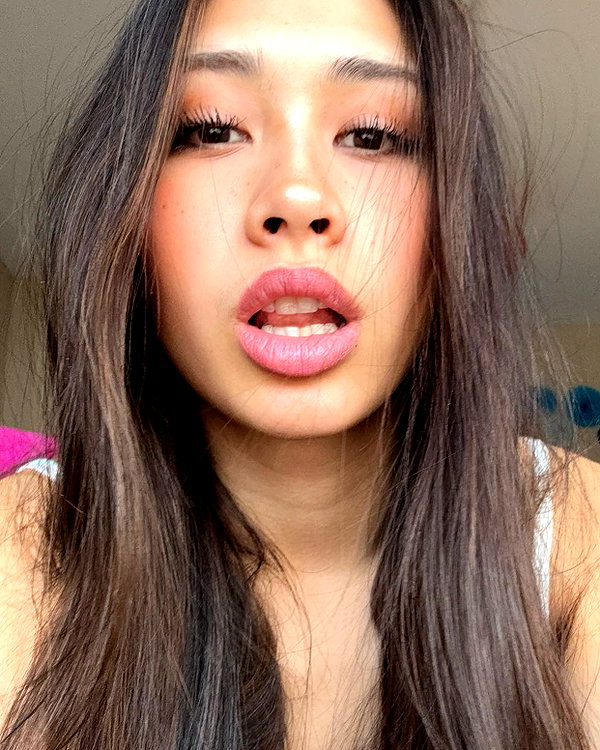cait.knight instagram image archive image