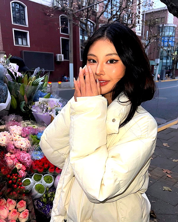 ll.lu1s instagram image archive image