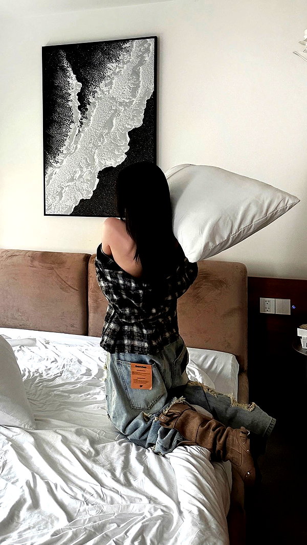 Archived image from @iammun___ on Instagram