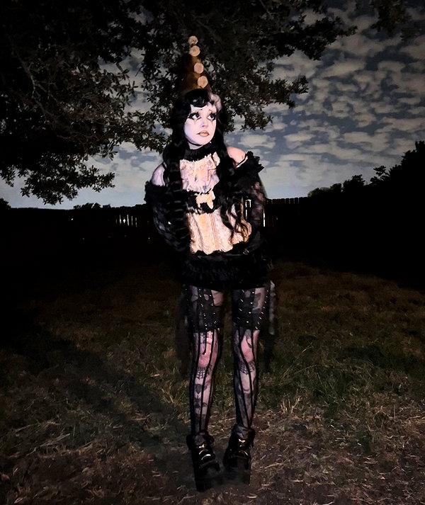 yeahimcaroline instagram image archive image