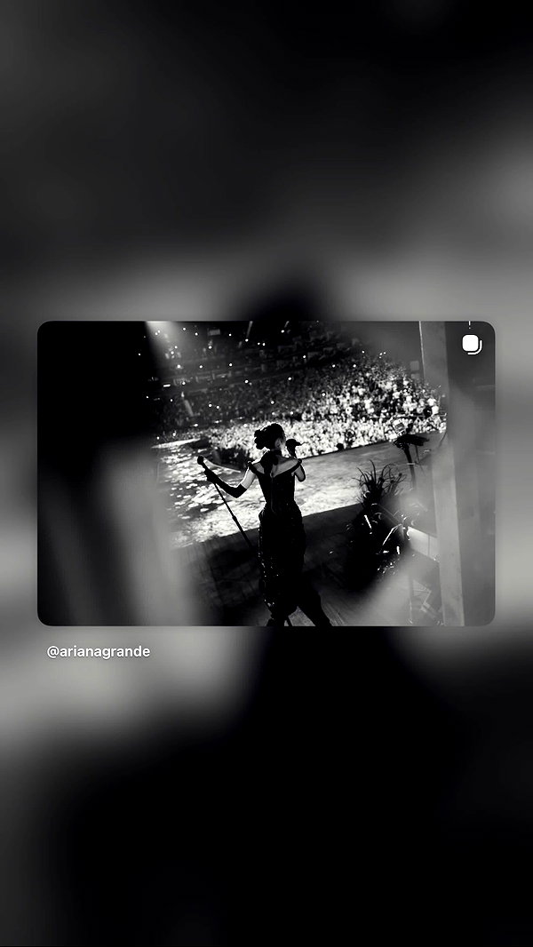 arianagrande instagram image archive image