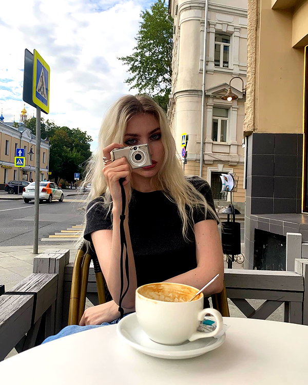 alien.hanna instagram image archive image