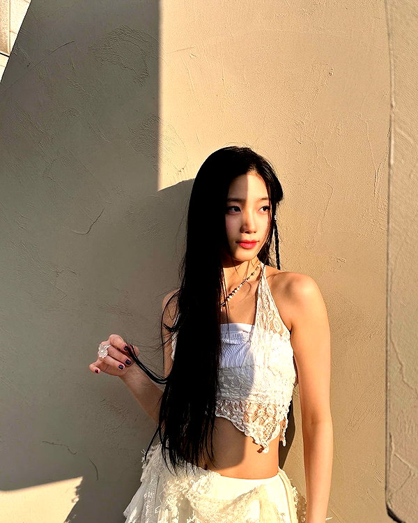 zuhazana instagram image archive image