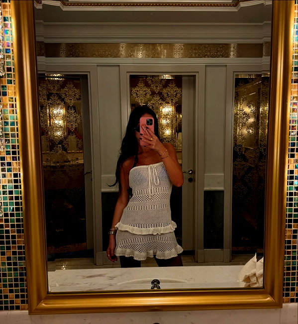 zoeliss instagram image archive image