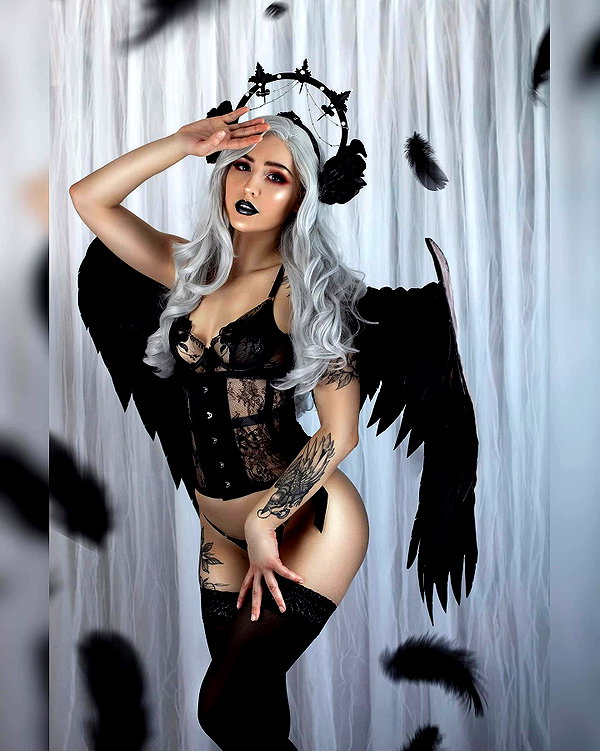 luxlo.xo instagram image archive image