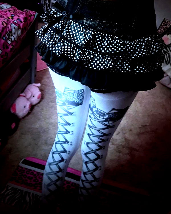 twodollie instagram image archive image