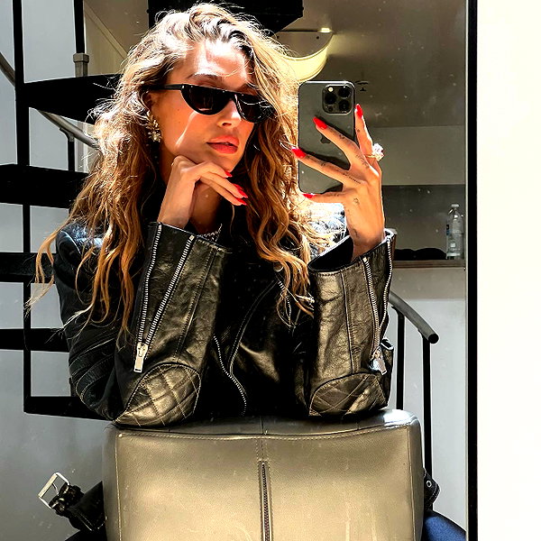 haileybieber instagram image archive image