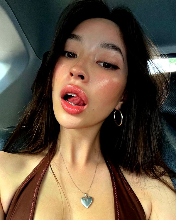 baddiesessence instagram image archive image