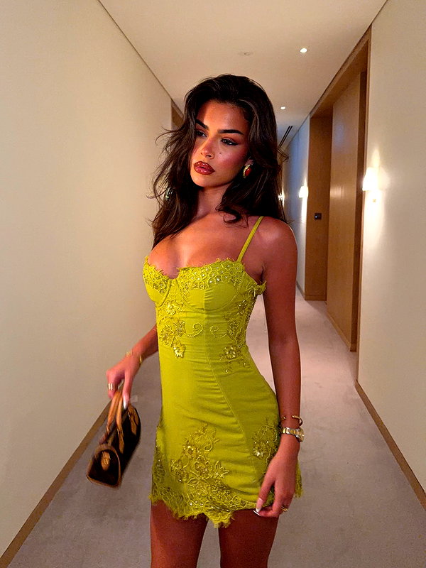 oliviaphillipps instagram image archive image