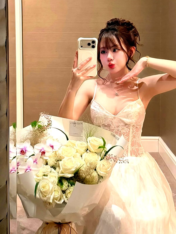 lyhythuedoxinh instagram image archive image