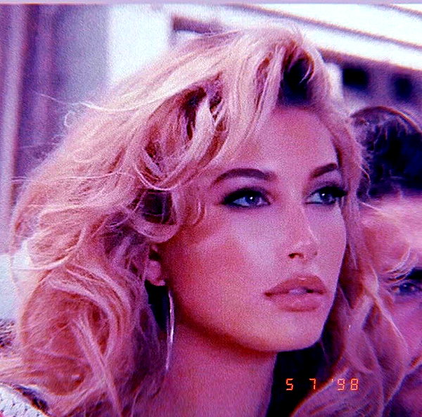 haileybieber instagram image archive image