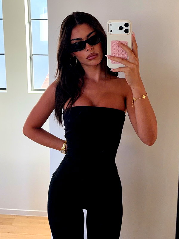 oliviaphillipps instagram image archive image