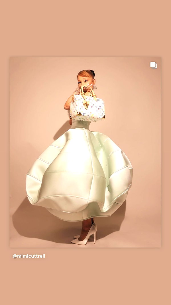arianagrande instagram image archive image