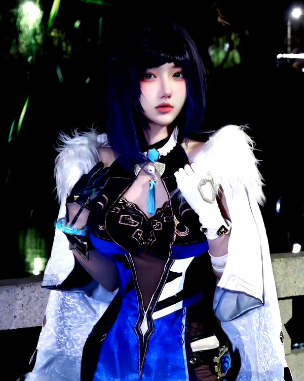 gallery_cosplayer instagram image archive image