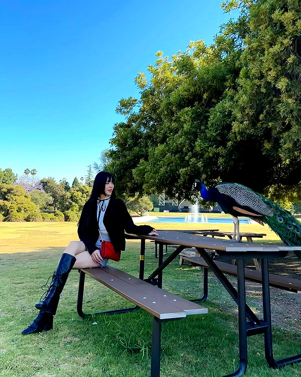 emily.ghoul instagram image archive image