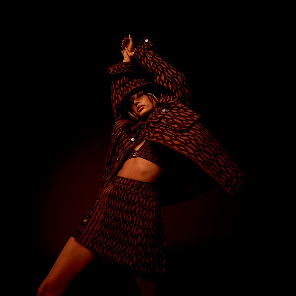 haileybieber instagram image archive image