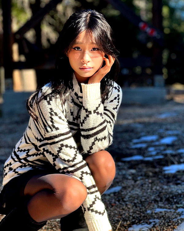 princessamelia_official instagram image archive image