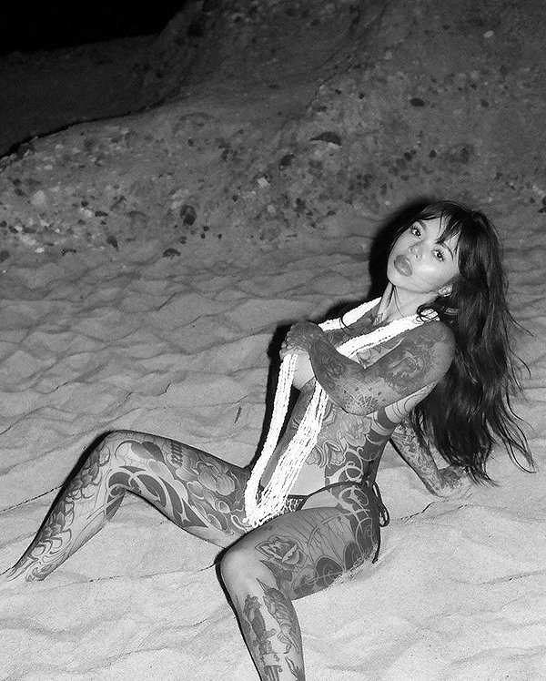 sabrvna instagram image archive image