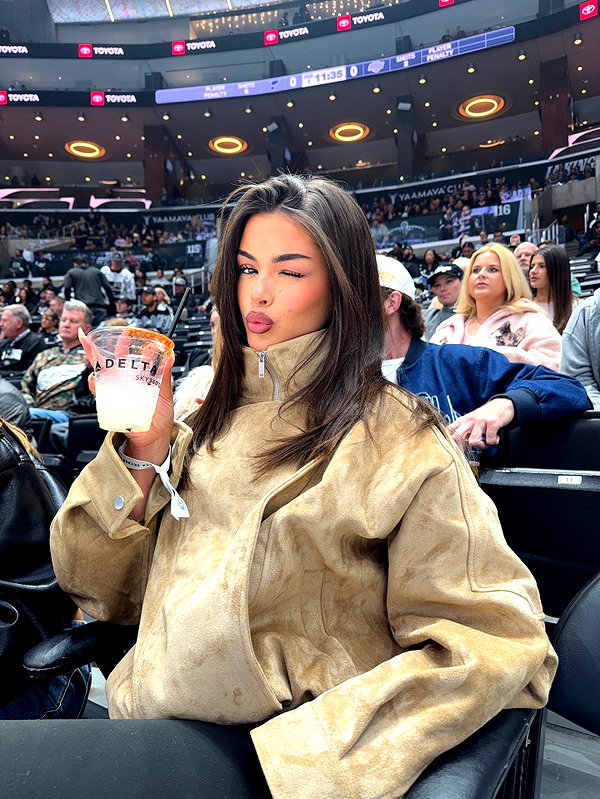 oliviaphillipps instagram image archive image