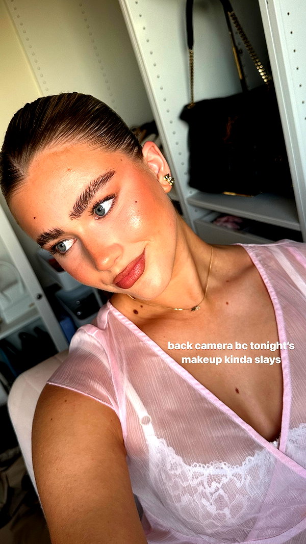sophadophaa_ instagram image archive image