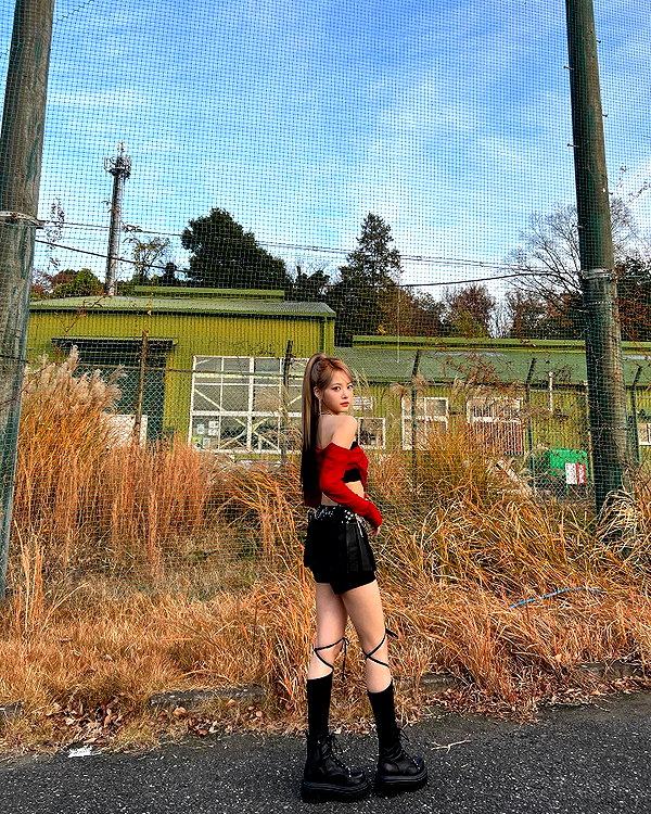 hhh.e_c.v instagram image archive image