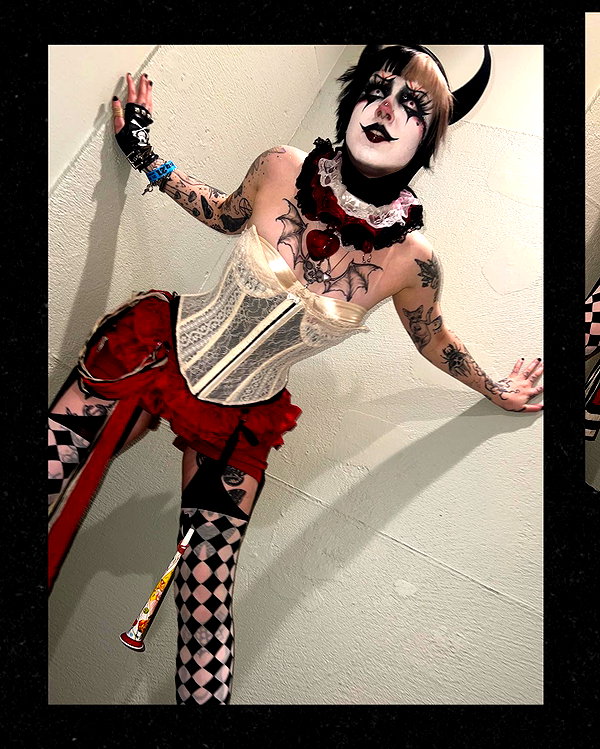 yeahimcaroline instagram image archive image